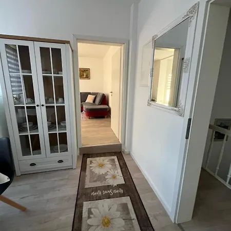 Andi Apartment *